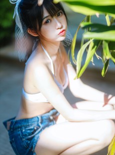  超人气Coser鳗鱼霏儿 - 海边