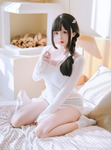 Cosplay 日奈娇 - 牛仔裤人妻