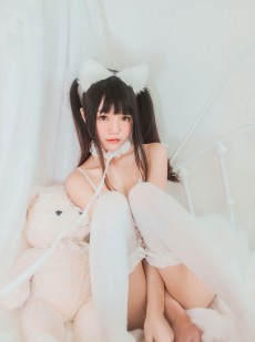  疯猫ss《喵喵睡衣》