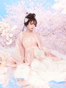 Shika小鹿鹿 - 桃之夭夭