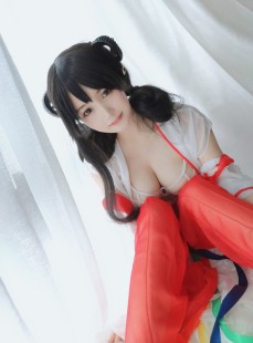  动漫博主小仓千代w - 巫女