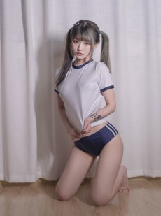  动漫博主铁板烧鬼舞w - 体操服