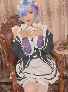  钛合金大粑粑 - 蕾姆