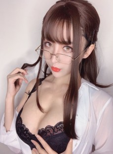  COS福利rioko凉凉子 - 教师自拍