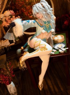 动漫博主 G44不会受伤 - 芙洛伦春节