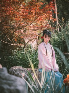  可爱人气Coser面饼仙儿 - 明治汉服