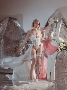  人气Coser二佐Nisa - fate玛修婚纱