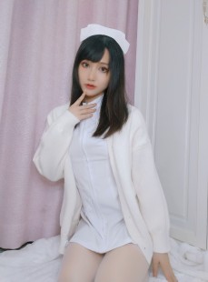  木之本果 - 看护妇
