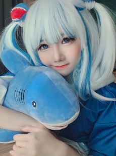  Sally Dorasnow - Gura Bikini